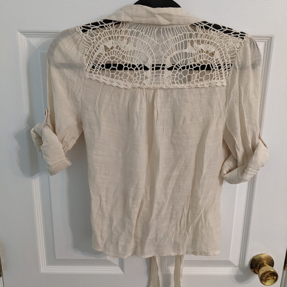 Crochet button down top - Picture 3 of 4